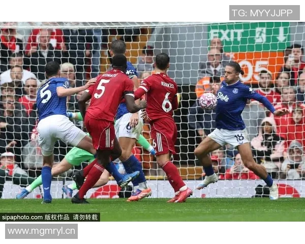 鲁尼批评斯洛特将索博安排在右后卫位置阿莫林若如此必遭严厉指责