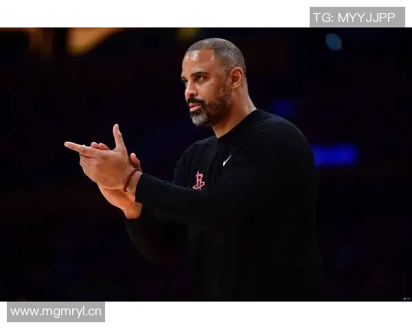 乌度卡谈球队进攻表现称将增加跑动与战术多样性