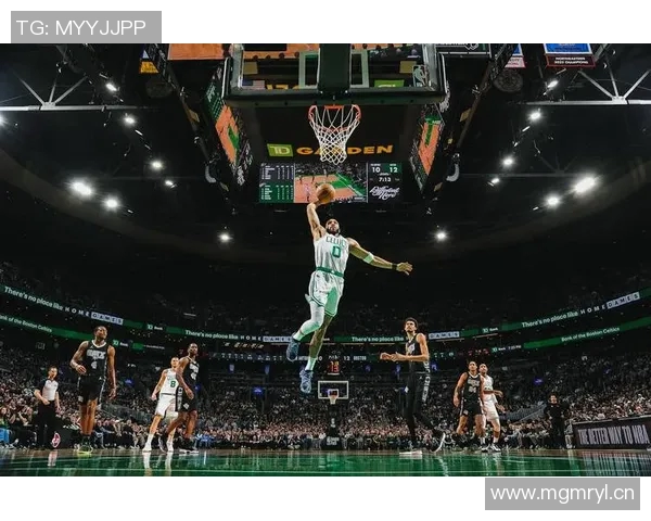 瓦塞尔强势挡拆助攻文班三步后仰跳投决胜最后一攻