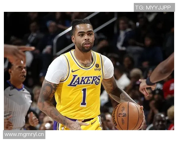 浓眉称赞拉塞尔专注职业精神改变比赛走势展现真正球员风范 浓眉称赞拉塞尔专注职业精神改变比赛走势展现真正球员风范