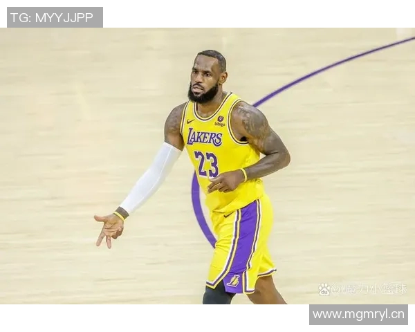 詹姆斯训练强度持续提升尚未完全恢复状态Shams重申球队信心不减