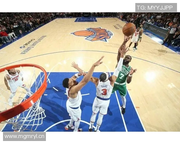 杰伦布朗首节狂砍16分全场19中13砍下32分引领球队胜利