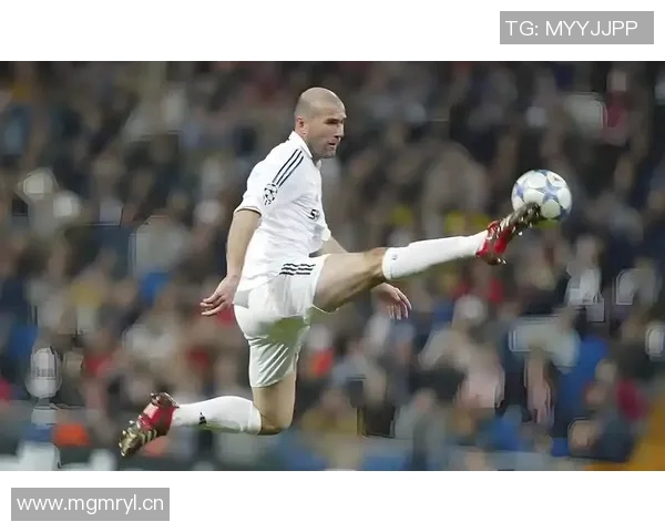 尤文旧将回忆齐达内首次训练表现如同外星人降临般震撼人心