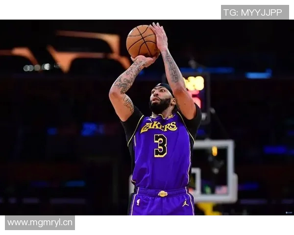 浓眉首节表现稳健轻松斩获5分5板1助展现强大状态