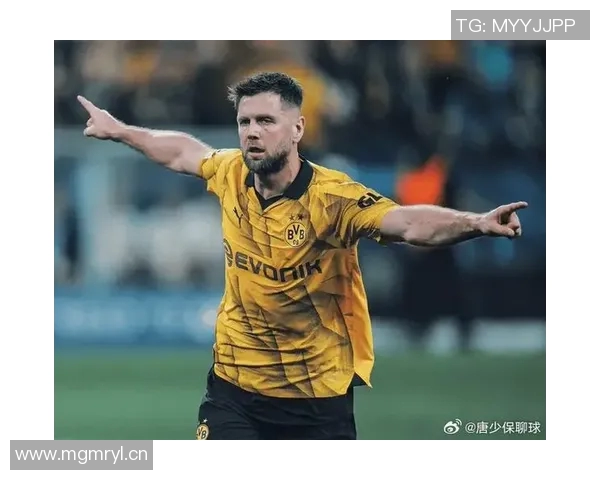 施洛特贝克满意多特在欧冠两场比赛中收获四分的表现与进步 施洛特贝克满意多特在欧冠两场比赛中收获四分的表现与进步