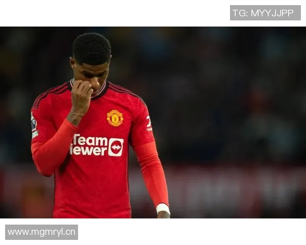 阿劳霍争议判罚引发VAR对话揭示未碰球导致点球判罚真相