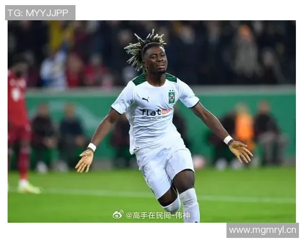 隆戈确认福法纳首发对阵那不勒斯莱奥与S希门尼斯进行单独训练