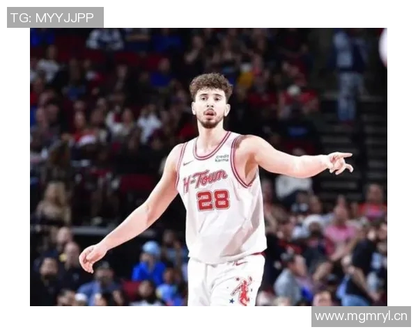 莫布里防守申京仅6分30秒却被打爆后者9投7中狂砍16分