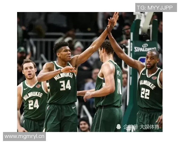 布歇表现出色半场砍下17分7板正负值高达23助球队领先